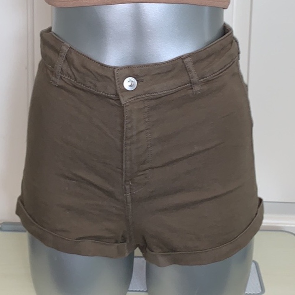 Olive tight high waisted shorts h&m